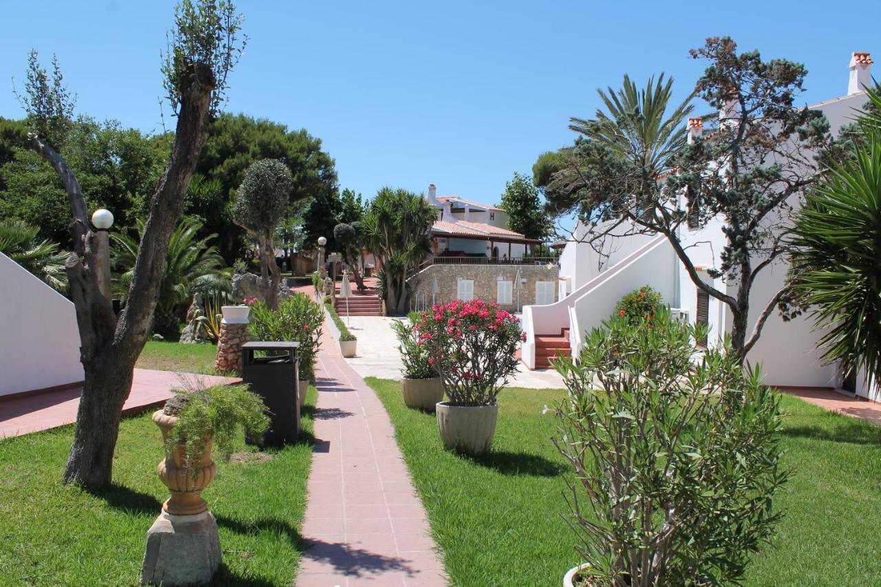 Apartaments Talayot Cala'N Blanes  Ngoại thất bức ảnh