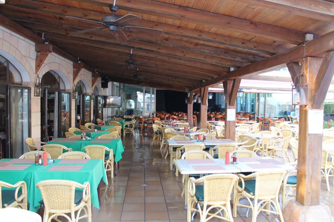 Apartaments Talayot Cala'N Blanes  Ngoại thất bức ảnh
