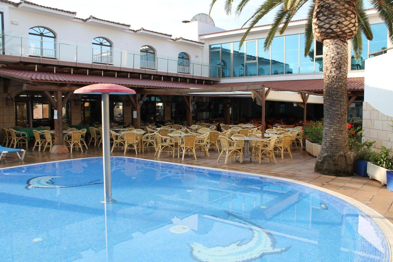 Apartaments Talayot Cala'N Blanes  Ngoại thất bức ảnh